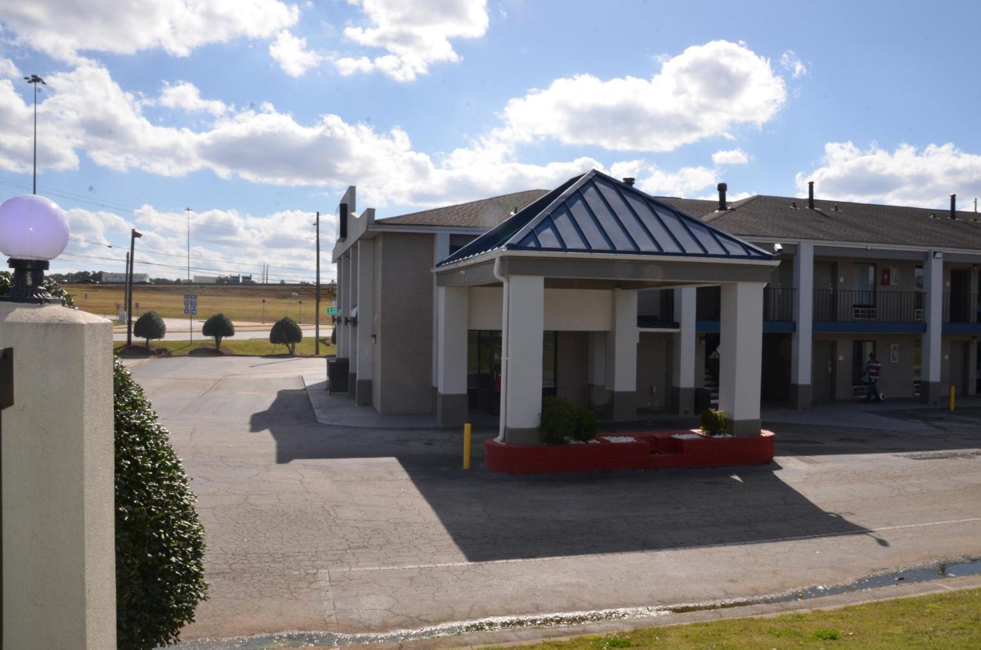 My Home & Suites Covington Extérieur photo