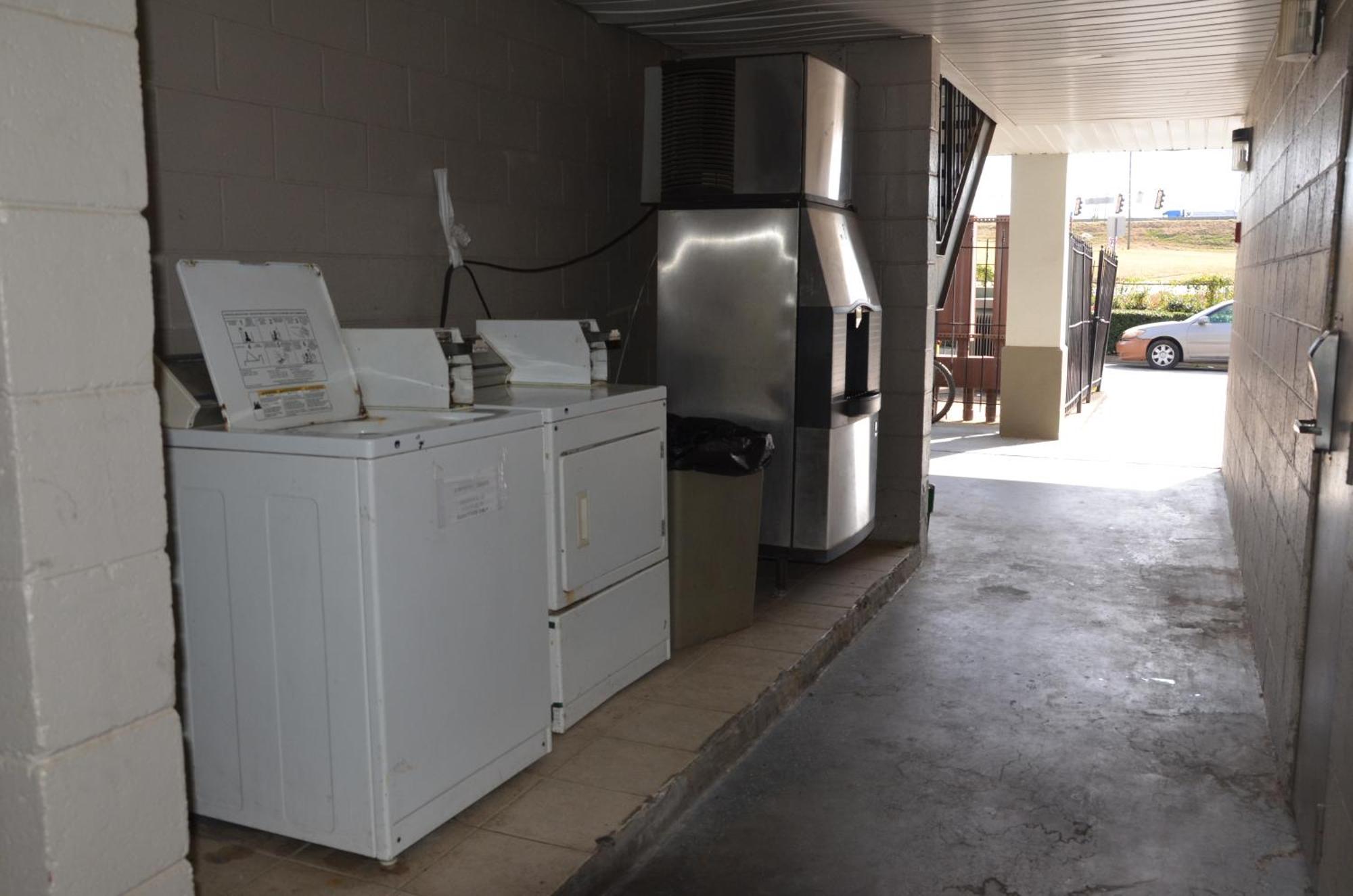 My Home & Suites Covington Extérieur photo