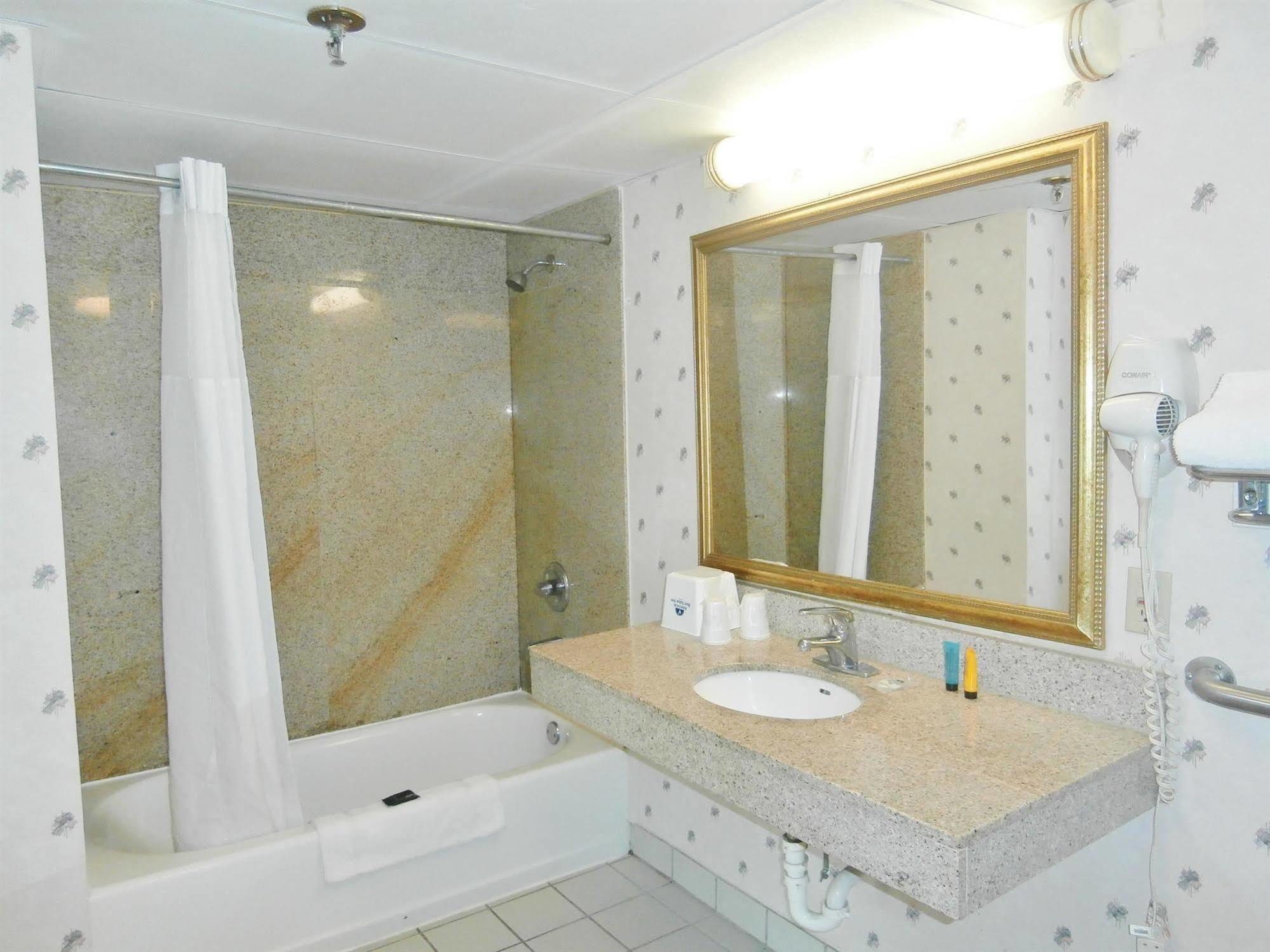 My Home & Suites Covington Extérieur photo