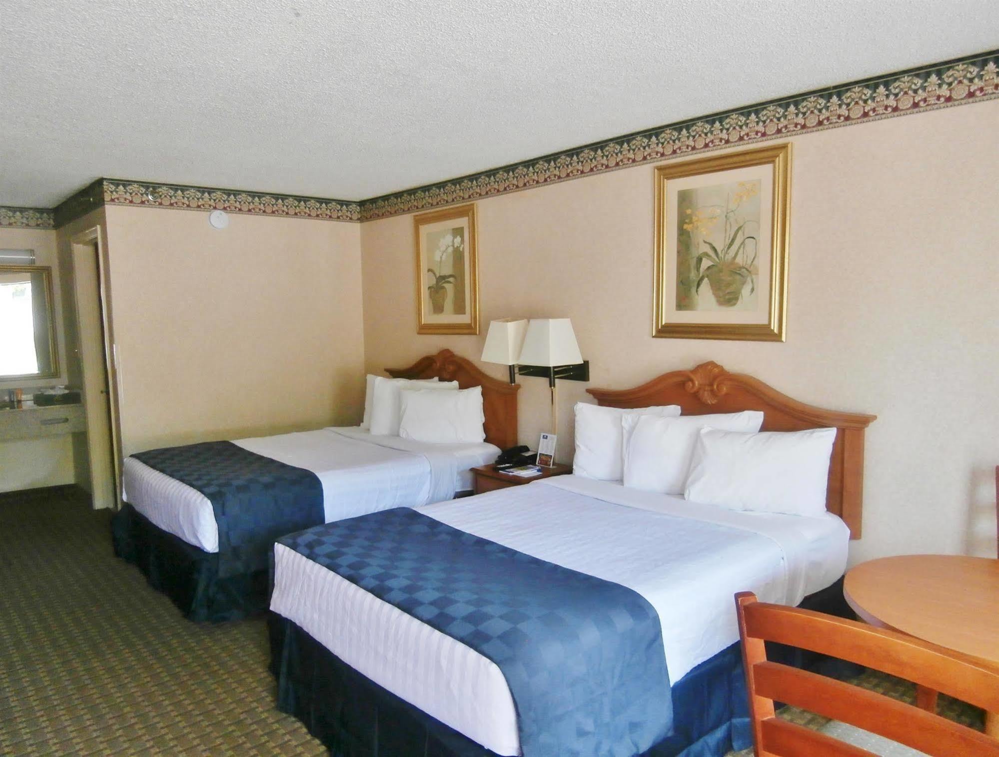 My Home & Suites Covington Extérieur photo