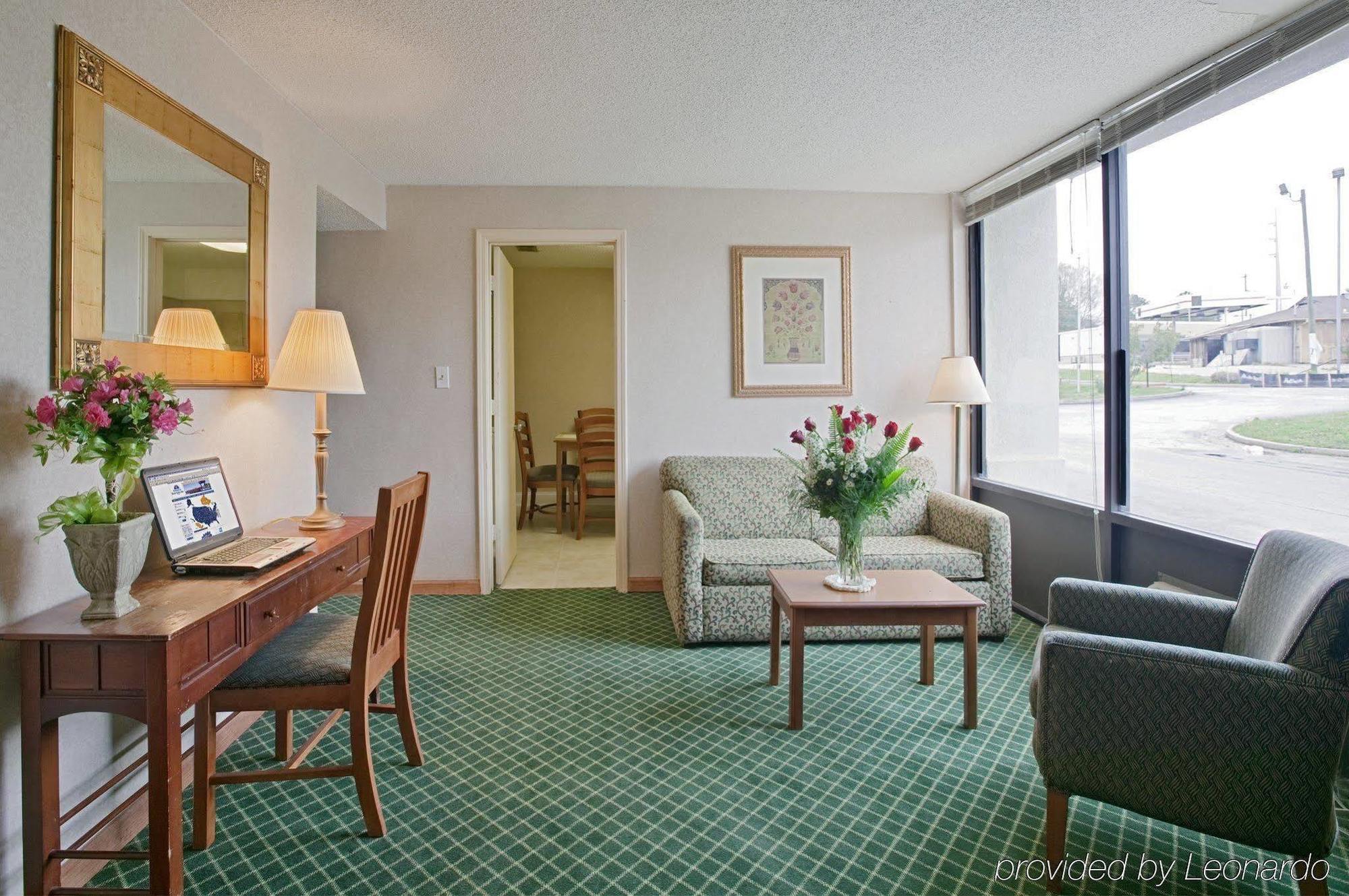 My Home & Suites Covington Chambre photo
